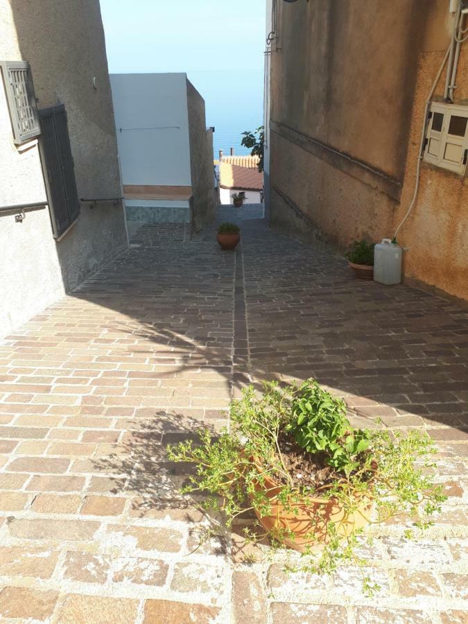 Willa Dea Del Borgo Sant'Ambrogio  Zewnętrze zdjęcie