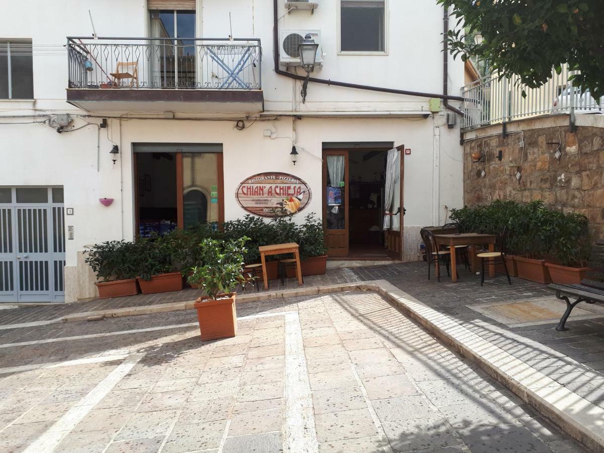 Willa Dea Del Borgo Sant'Ambrogio  Zewnętrze zdjęcie